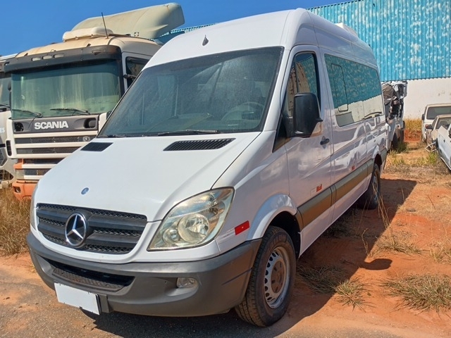 MERCEDES-BENZ 415 CDI SPRINTER M ANO 2015/2016